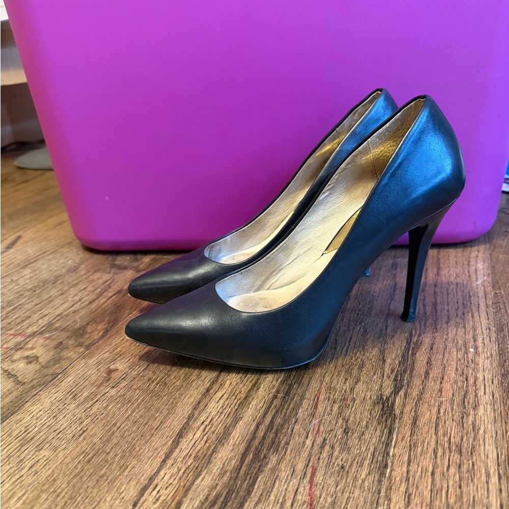 Michael Kors Black Pointed Heels